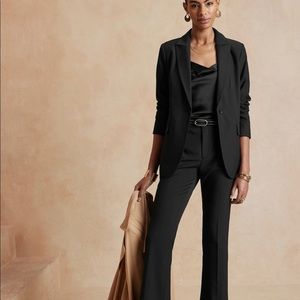 Banana Republic sculpted suit pant